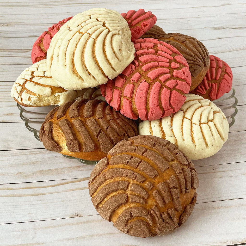 Dozen Sweet Breads "CONCHAS"